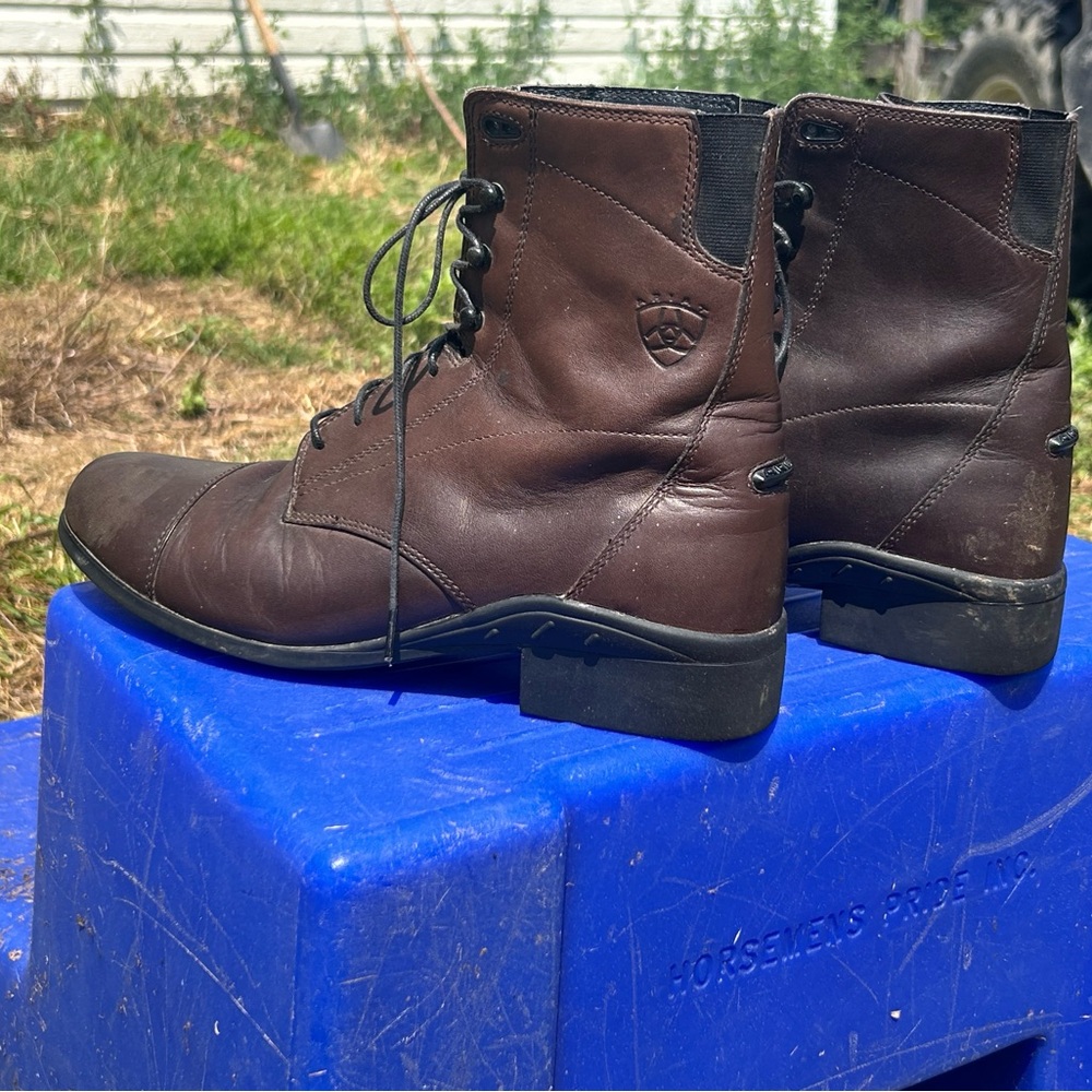 Ariat Women's Brown Lace-Up Boots